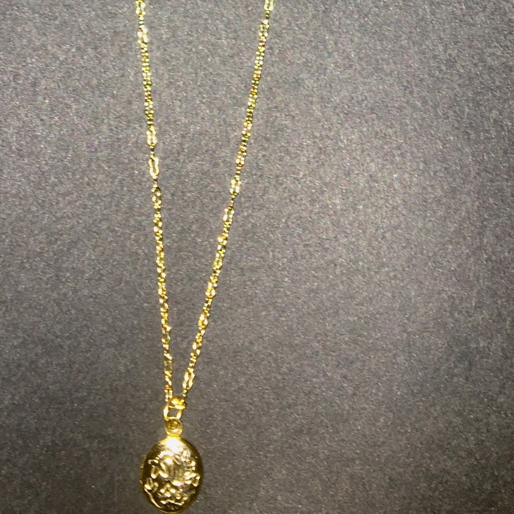 Gold locket with chain